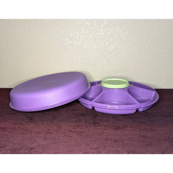 Tupperware Serving Center Large Divided Veggie Party Snack Tray Dip Bowl 1665 - Picture 2 of 4